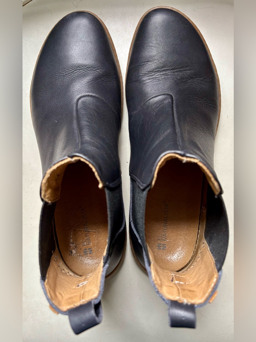 El Naturalista 5307 Black Leather Slip-On  Chelsea Boots